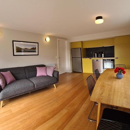 Kowhai Apartment - Private Opposite Golf Course Central Wanaka Eksteriør billede